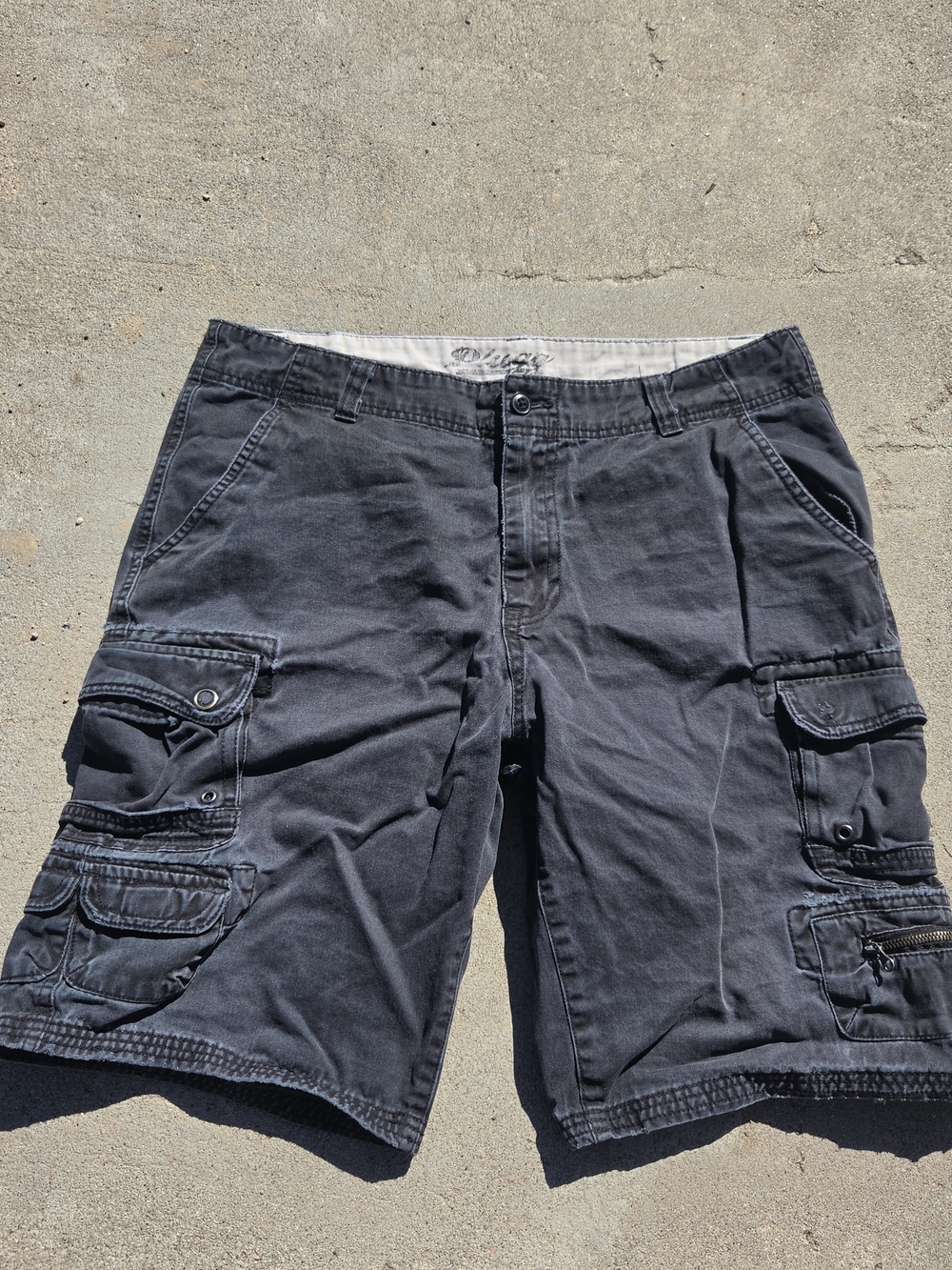 Plugg Jorts